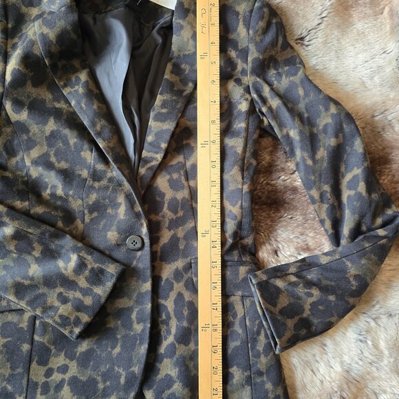 H&M Leopard Print Blazer - Black and Brown - Picture 5 of 6